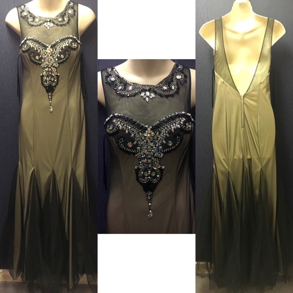 Beautiful never worn prom dress